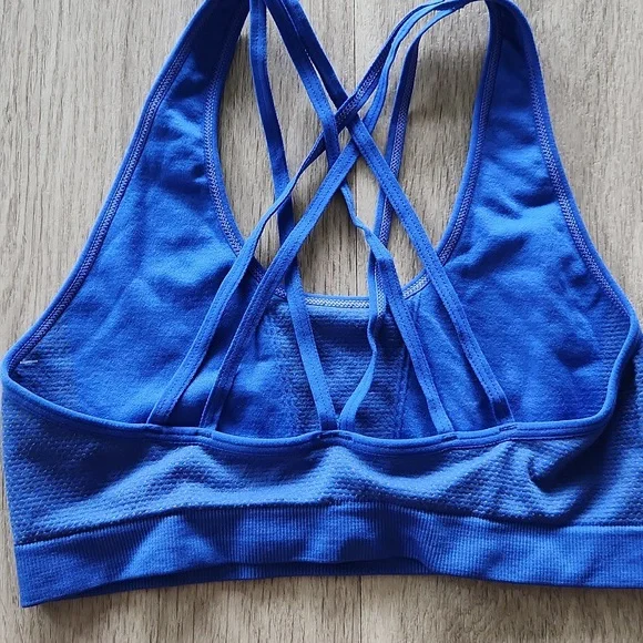 NWT Fabletics Vaasa Sports Bra Size S. Cobalt Blue. 💙 - Picture 4 of 5